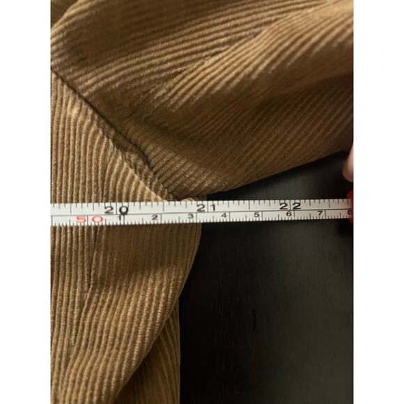 StudioSuits Hand-Crafted Men's Corduroy Blazer in Olive Green - Picture 14 of 16